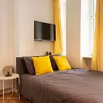 Lovely In The Near Of Kudamm Διαμέρισμα Βερολίνο