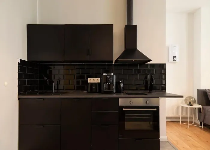 Lovely In The Near Of Kudamm